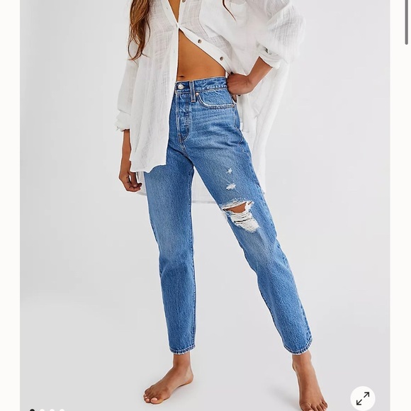 Levi's Denim - Levi’s wedgie icon ripped high waist ankle slim jeans